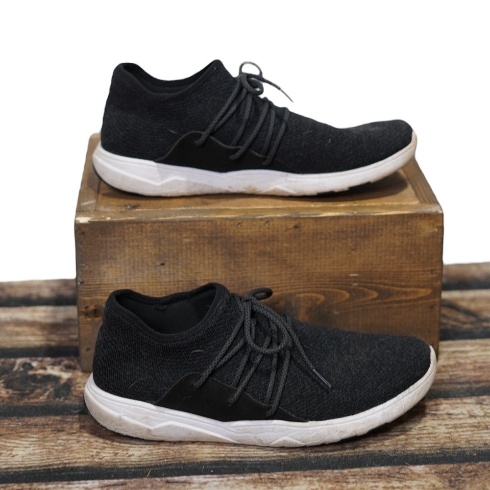 Vessi Everyday Slip Black Waterproof Sneakers Size 11